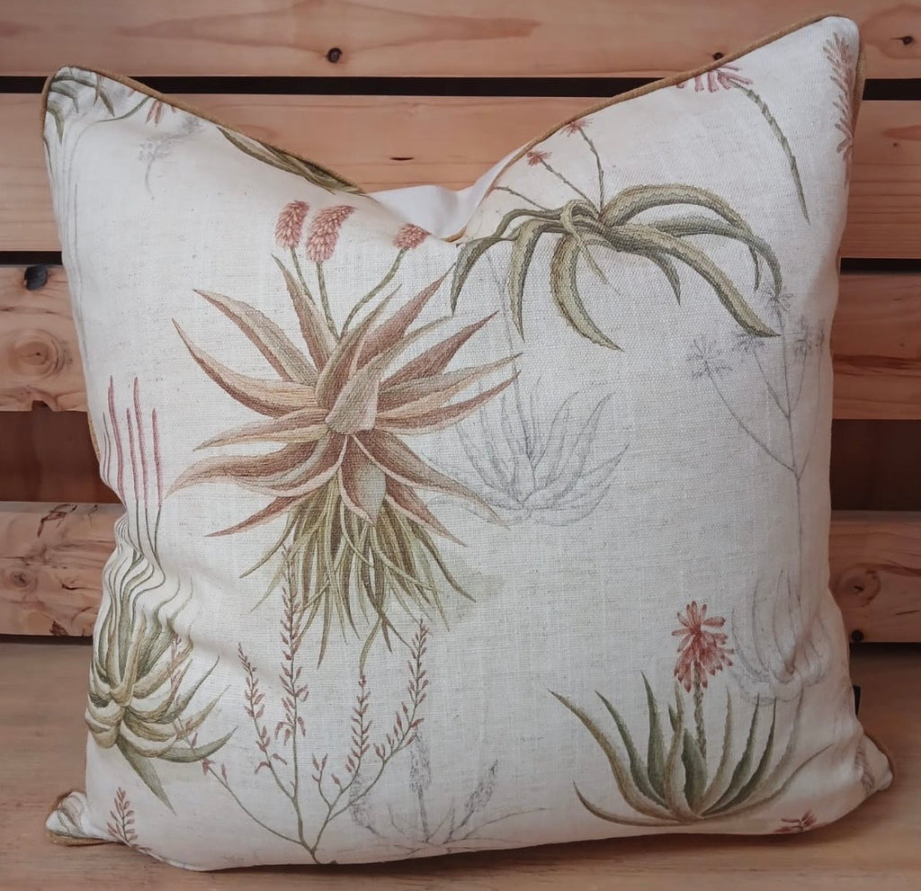 Queens Candelabra Rooibos Cover