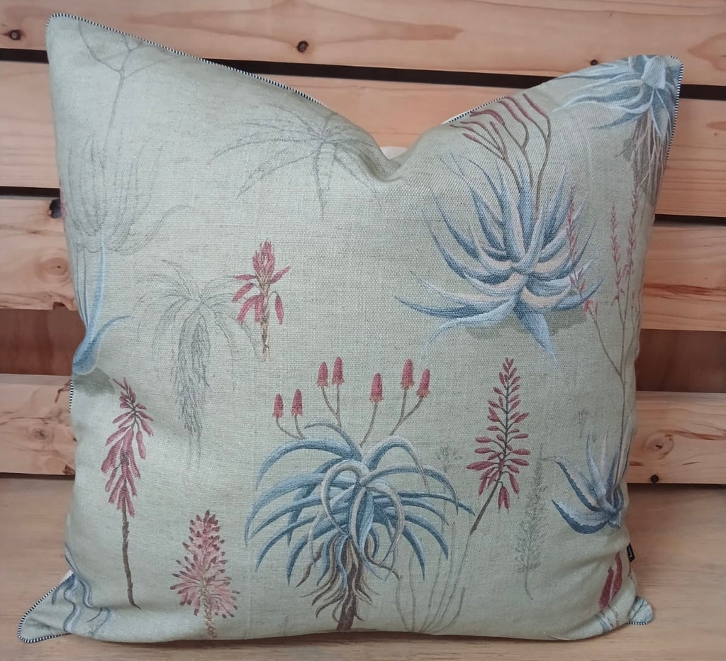 Queens Candelabra Buchu Cover